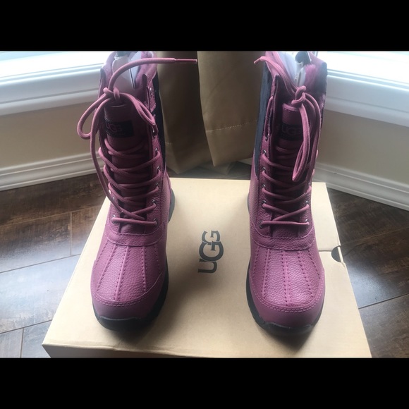 Ugg adirondack boots - Picture 3 of 7